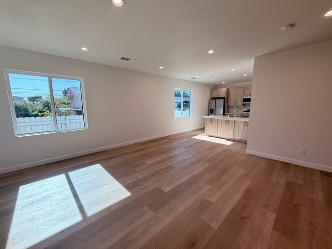 Photo - New Construction 3BR 2.5BA • Open Concept • A/C • Near USC $1,000.00 Off One Month's Rent Move In... Apartment