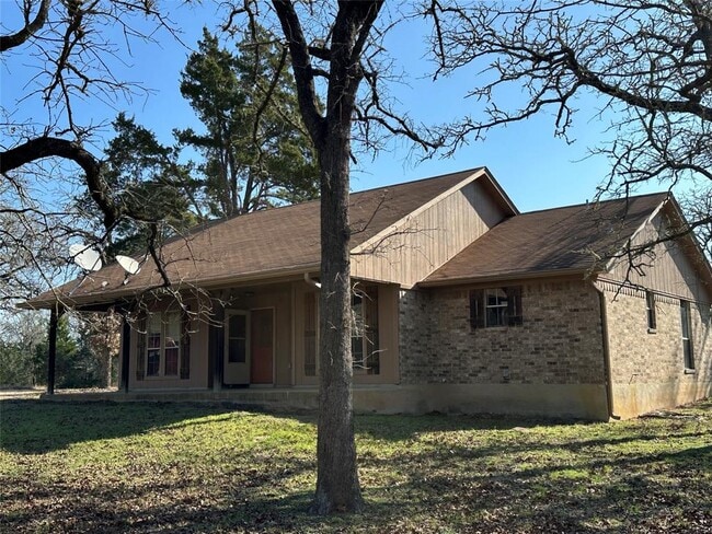 Building Photo - 1047 Private Rd 3022