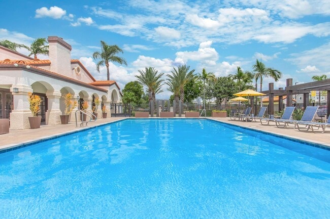 Club Pacifica Apartment Homes