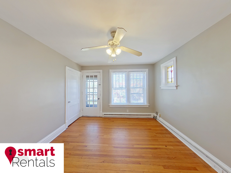 Foto principal - 4964 Lindenwood Ave