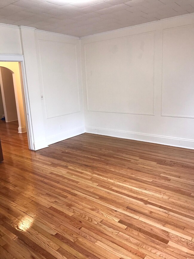 BEDROOM - 106 Fairview Ave