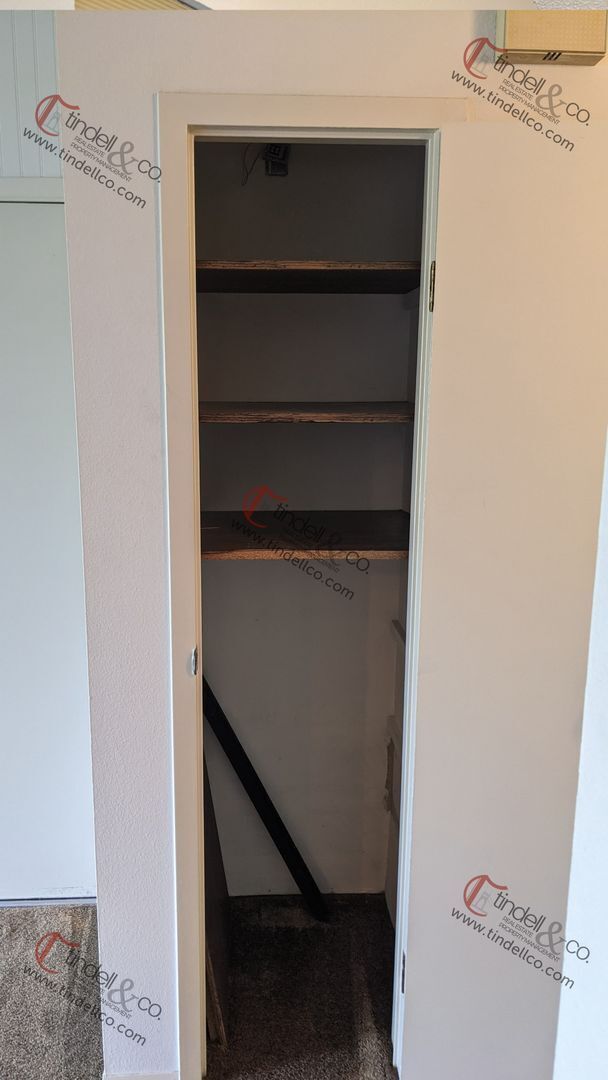 Building Photo - Sunlit Studio Condo in Prime SW Portland L...