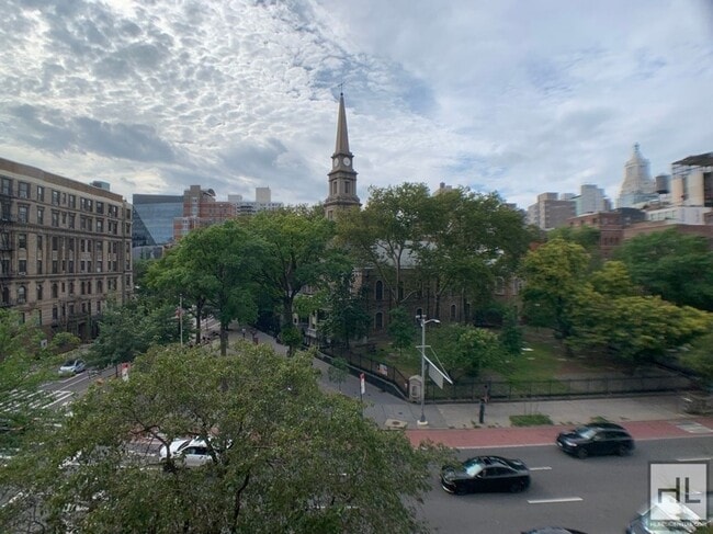 Building Photo - SECOND AVENUE