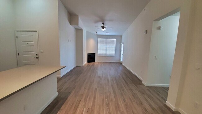 Building Photo - Amenity Rich 2 Bedroom 2 Bathroom penthouse condo in Parker; with Amazing Mountain Views!