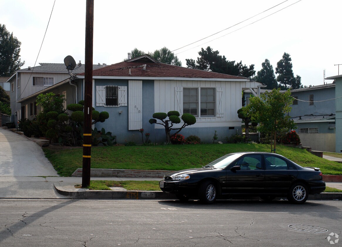 Foto del edificio - 810 Austin Ave