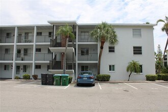 Building Photo - 2423 60th Ave W
