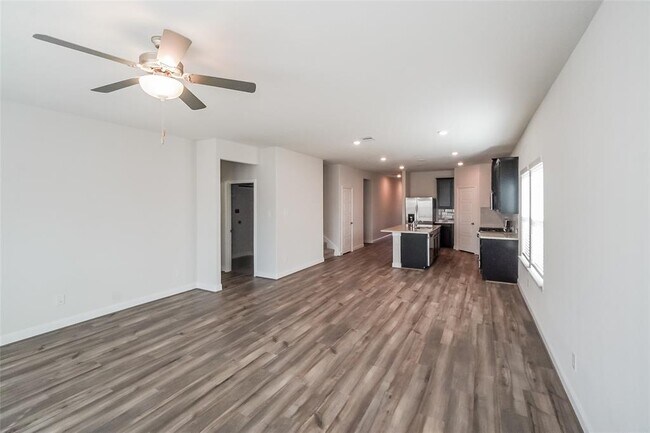 Foto del edificio - 4223 Rocky Plns Ln