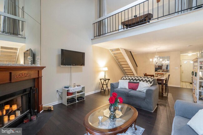 Foto del edificio - 406 Westridge Dr