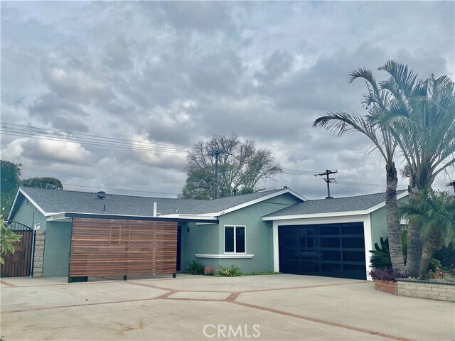 Foto principal - 5591 Vallecito Ave