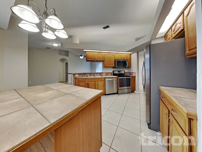 Foto del edificio - 193 Rosedale Ave