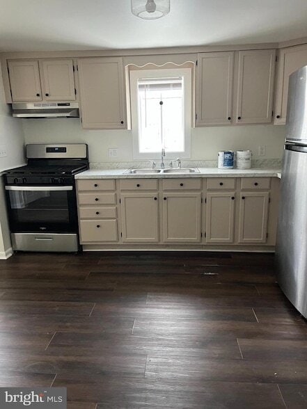 Foto del edificio - 218 Elizabeth St