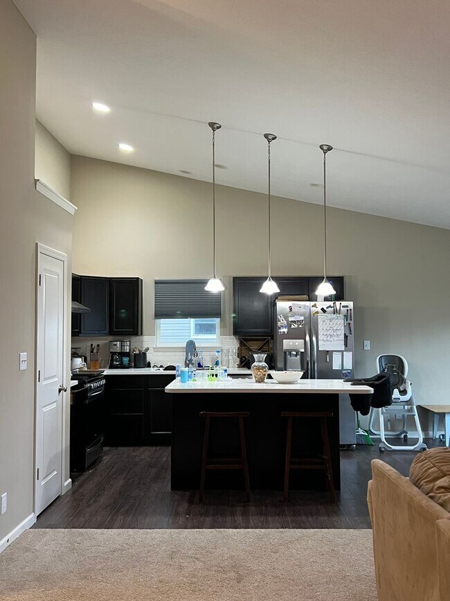 Foto del edificio - BLACKTHORNE COMMUNITY