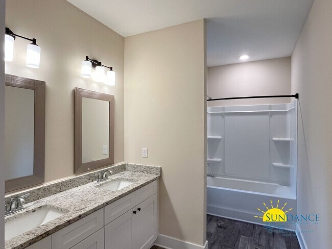 Foto del edificio - Beautiful 3 Bedroom Home in Milton!