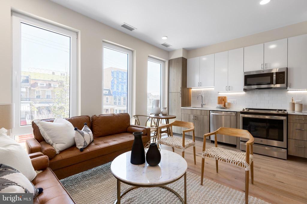 Foto principal - 5508 7th St NW