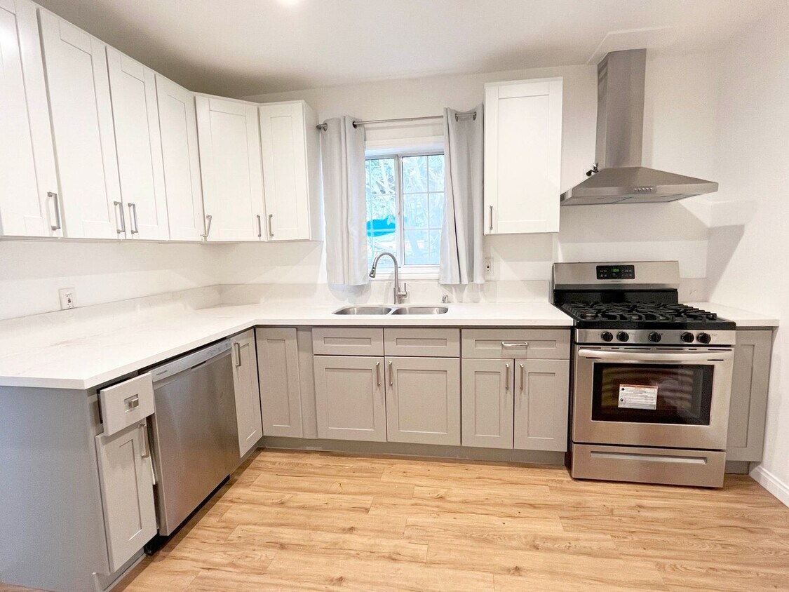 Foto del edificio - 4056-4058 164th Lawndale