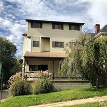 Building Photo - 17 N Wade Ave