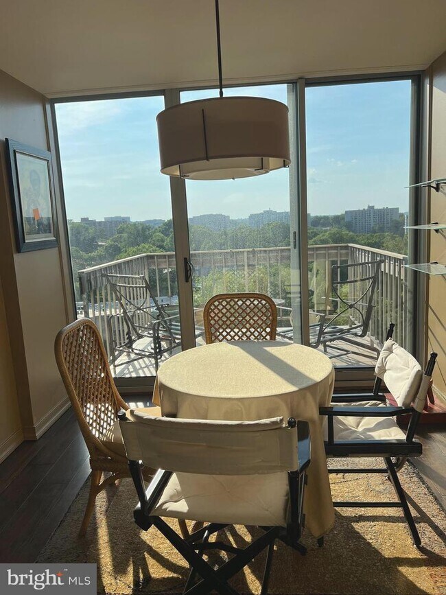 Building Photo - 3600 Conshohocken Ave