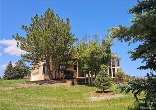 Building Photo - 14445 River Oaks Dr