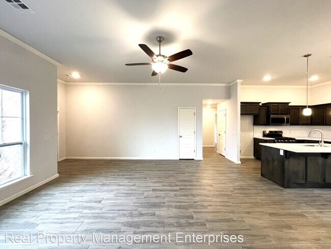 Building Photo - 4 br, 2 bath House - 18244 Autumn Drove DR