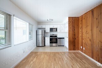 Building Photo - 7417 Herschel Ave