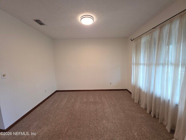 Foto del edificio - 8879 Heavenside Ct