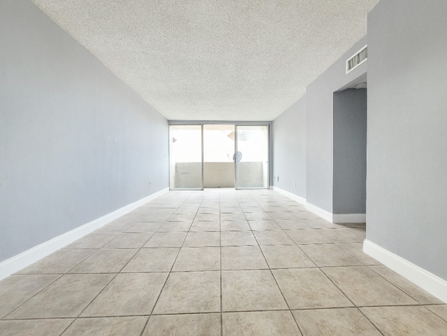 Photo - 816 NW 87th Ave Apartment