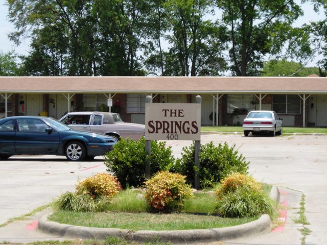 Foto principal - The Springs Apartments