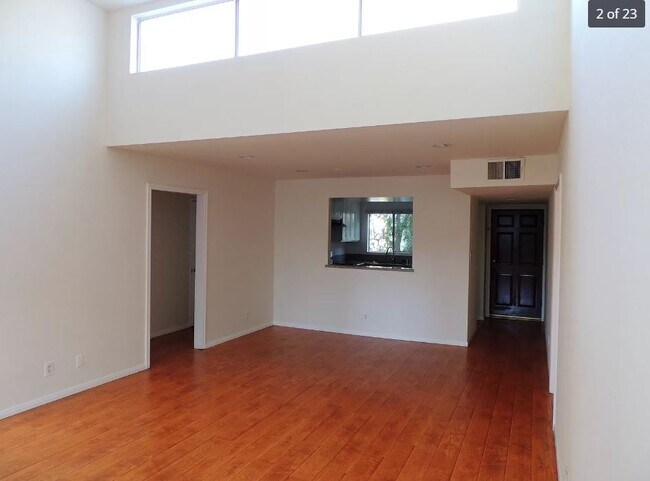 Foto del edificio - 5700 Etiwanda Ave