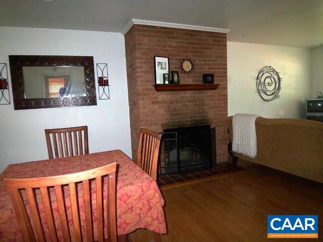 Foto del edificio - 1705 Burnley Ave