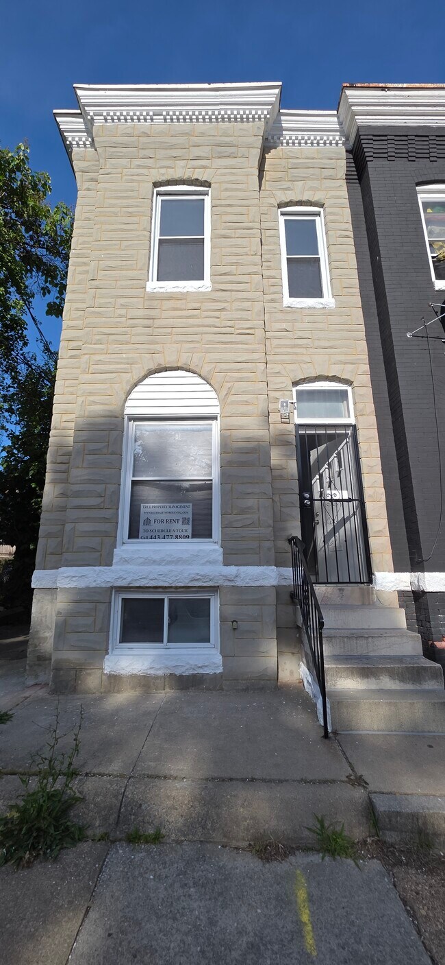 Foto del edificio - 921 Appleton St
