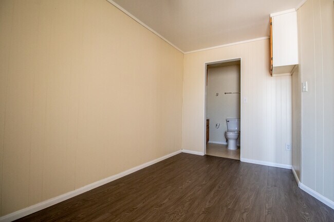 Building Photo - 9592 Salisbury Ln