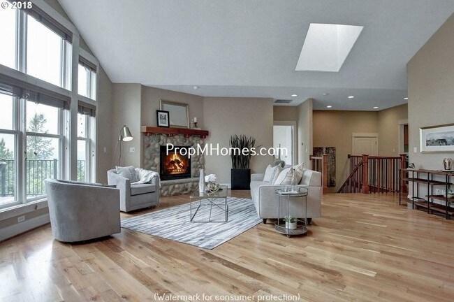 Foto del edificio - 3311 NW Chapin Dr