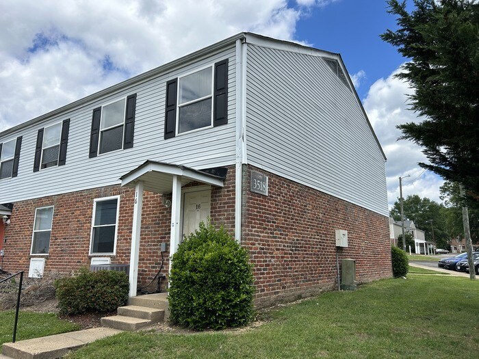 Foto principal - 3518 E Richmond Rd