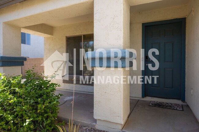 Building Photo - Large Home with Plenty of Room in Coolidge