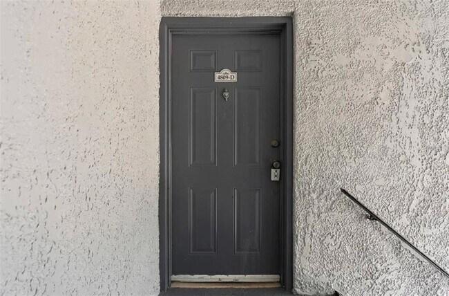 Foto del edificio - 4809 S Texas Ave