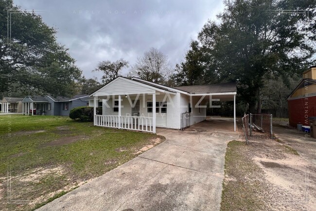 Foto del edificio - Updated 3 Bedroom/2 Bathroom House in Mobile!