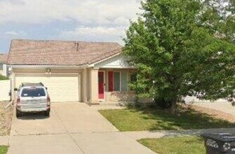 Building Photo - 5540 N Jebel St