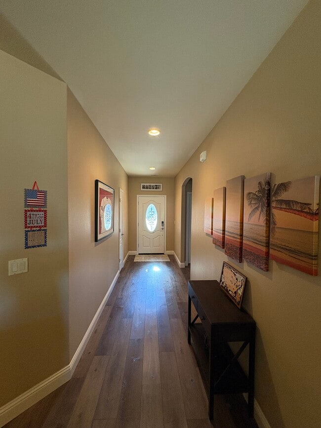 Building Photo - 4888 Lofty Oak Dr