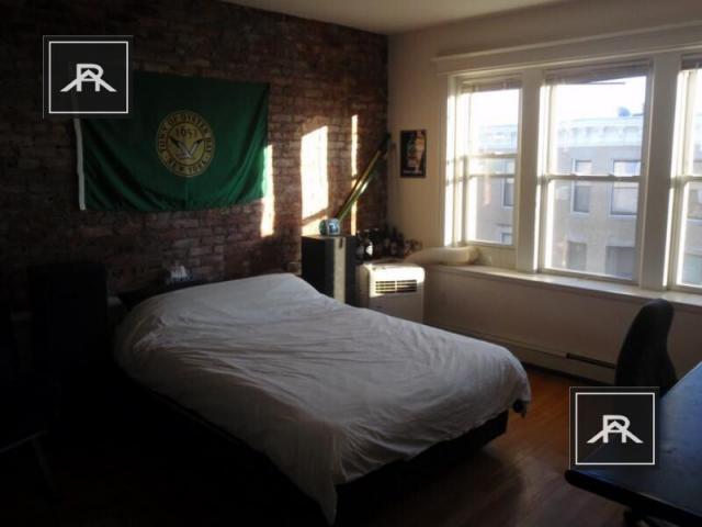 Building Photo - 3 bedroom in Brighton MA 02135