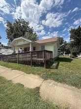 Building Photo - 505 S 17th St