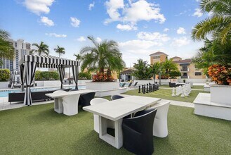Building Photo - AMLI Dadeland