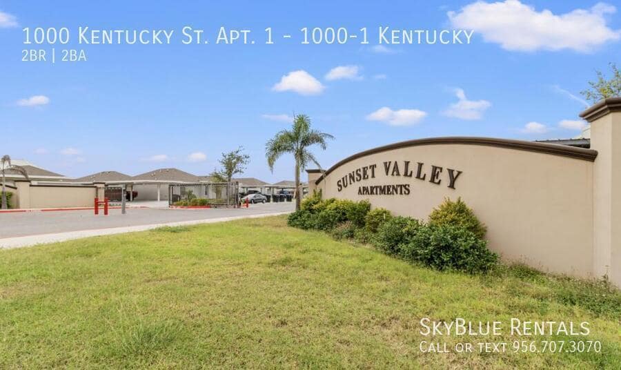 Foto principal - 1000 N Kentucky St