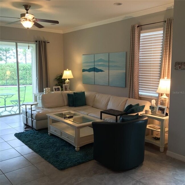 Foto del edificio - 6933 Surrey Hill Pl