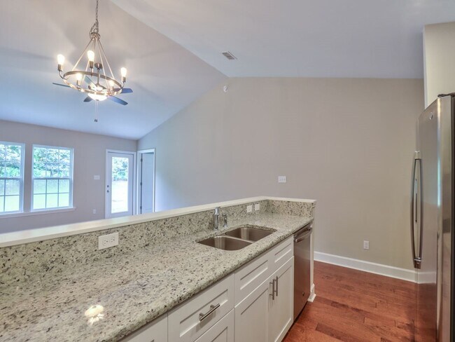Foto del edificio - 927 Chase Creek Cir