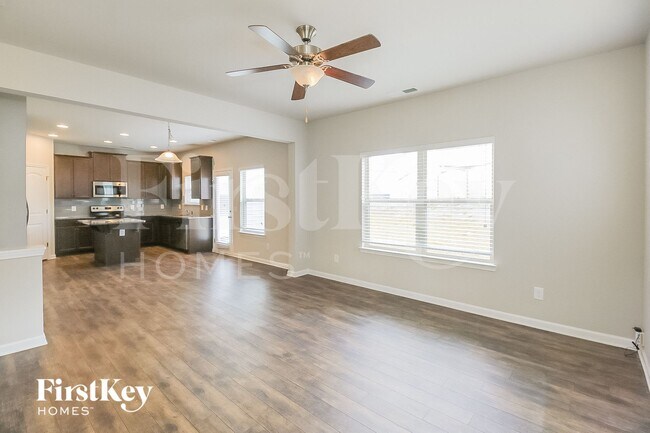 Foto del edificio - 24 Cliffbriar Terrace