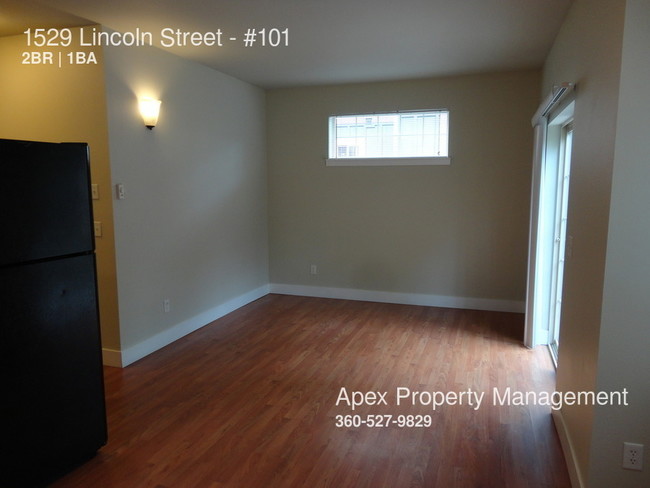 Building Photo - 1529 Lincoln St