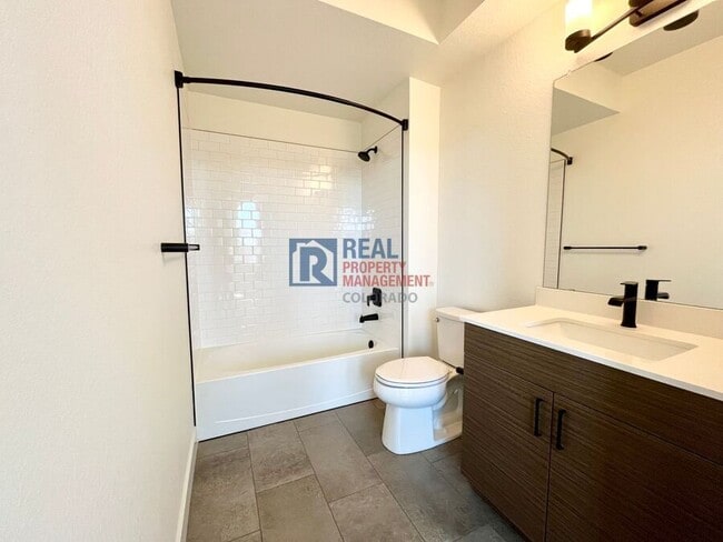 Building Photo - 10334 Milwaukee Cir