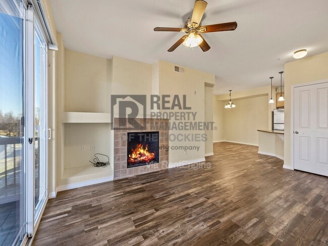 Building Photo - 2133 Krisron Rd