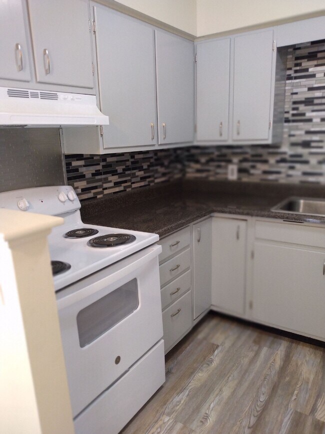 Byron Terrace Apartments 607 Byron Rd Howell, MI Apartments for