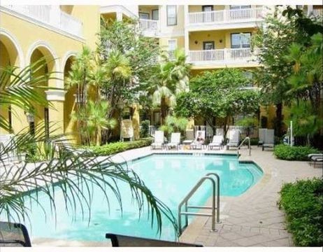 Foto principal - 860 N Orange Ave